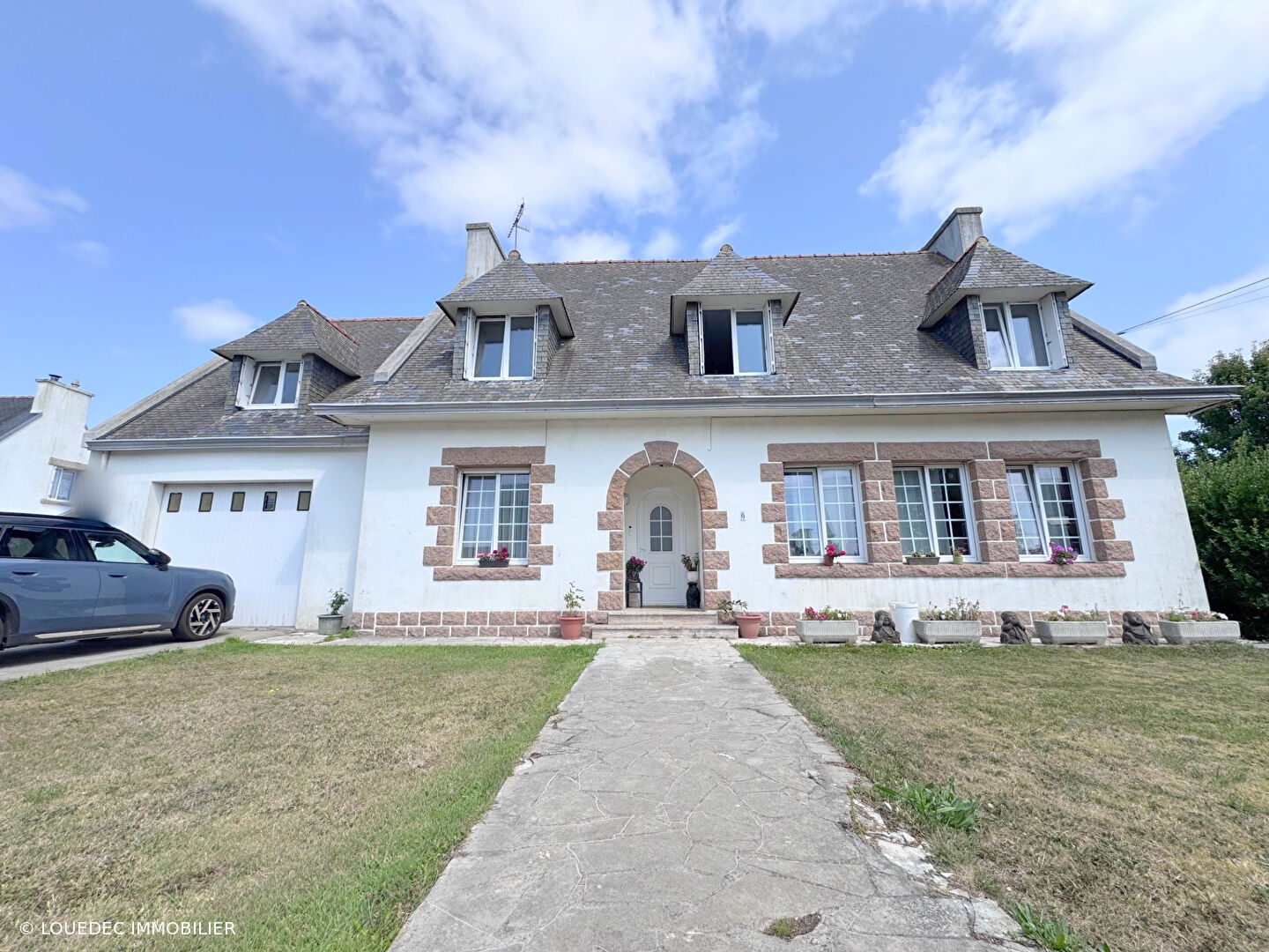 Maison Plozevet 9 pi\u00e8ce(s) 185 m2